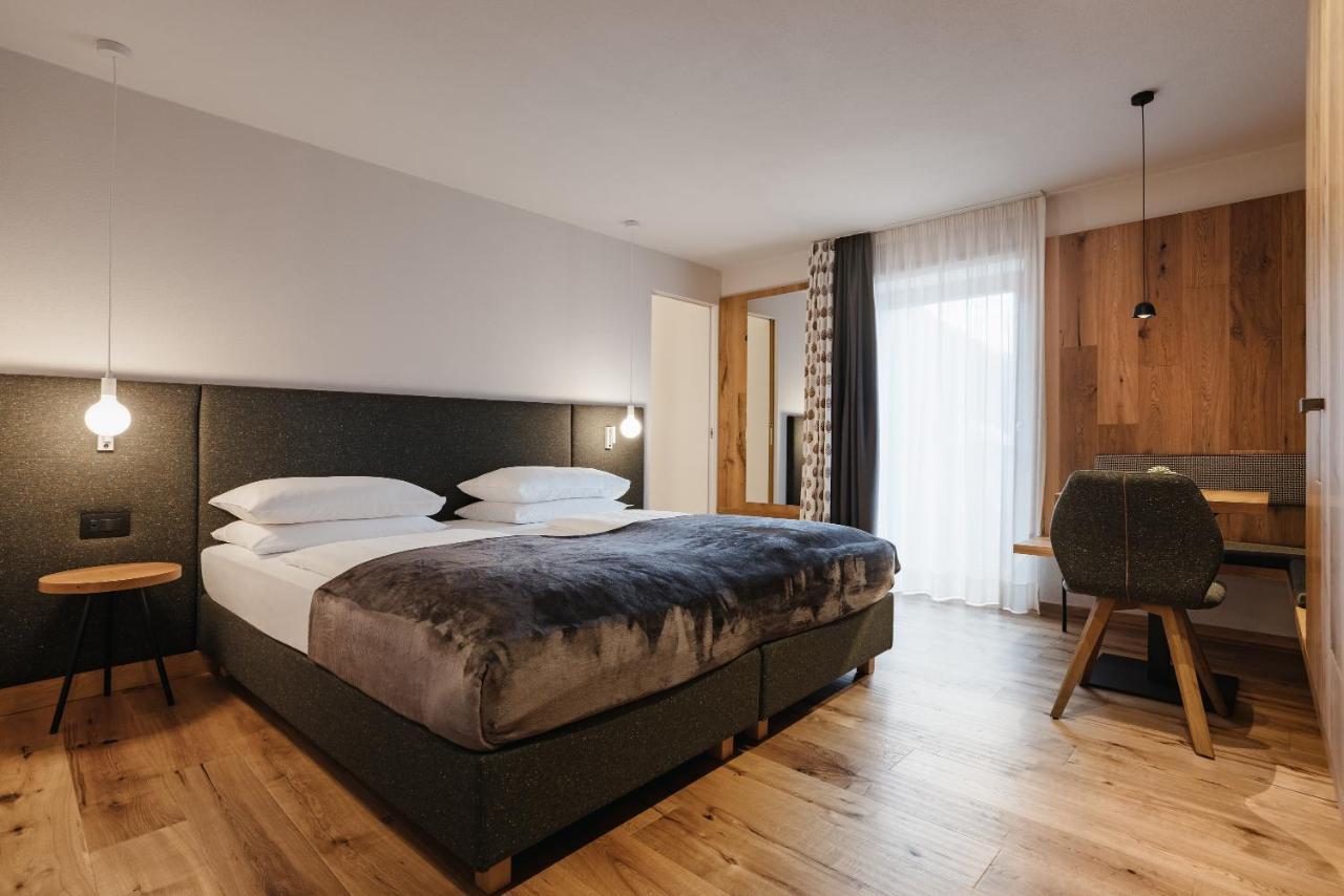 Hotel Pradat コルヴァーラ・イン・バディーア エクステリア 写真